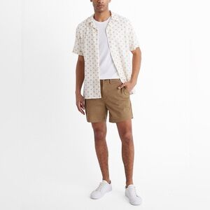 *NWT* MENS Express Mid Rise Shorts
6 inches Hyperstretch